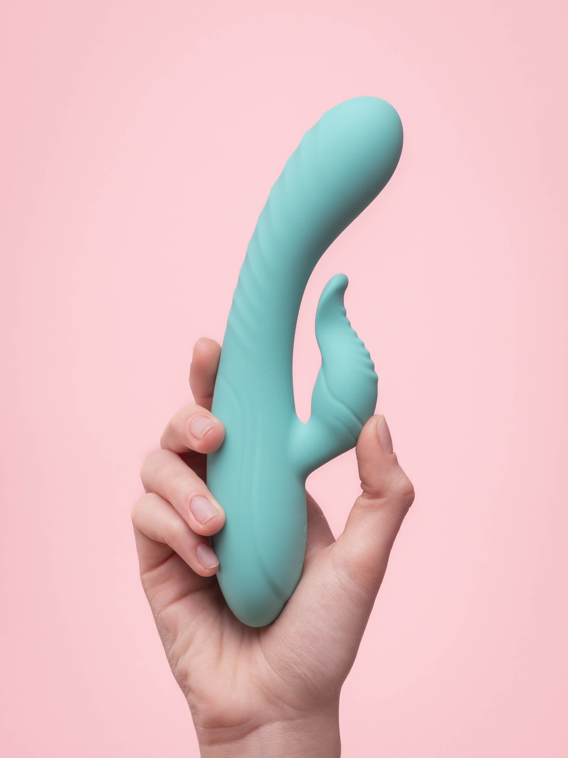 Chloe Vibrator Curbat Naked