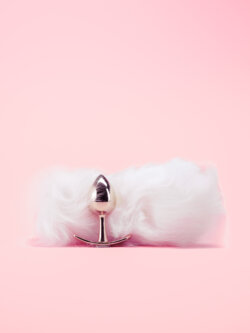 Golden Butt Plug cu Coada Stufoasa thumbnail image 