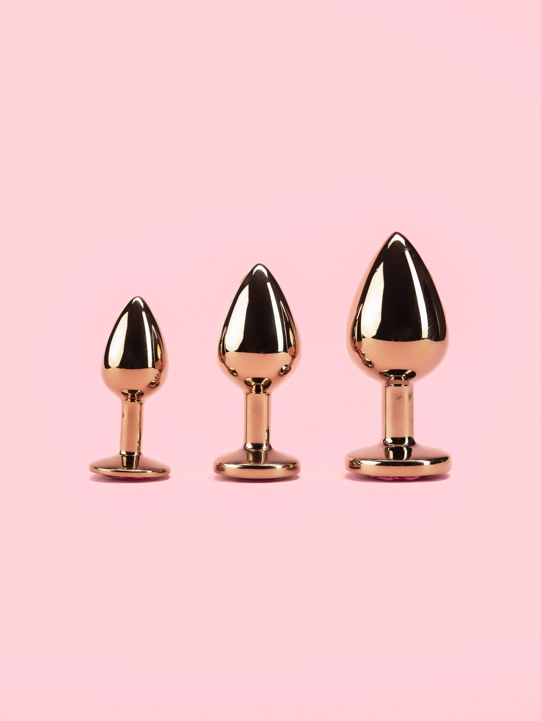 Golden Butt Plug cu Diamant image 3