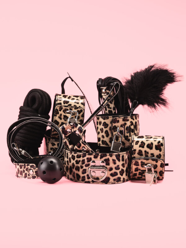 Set BDSM 9 Piese cu Animal Print