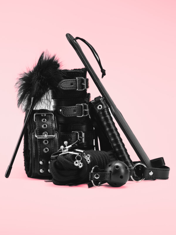 Set BDSM Catuse si Choker cu PUF