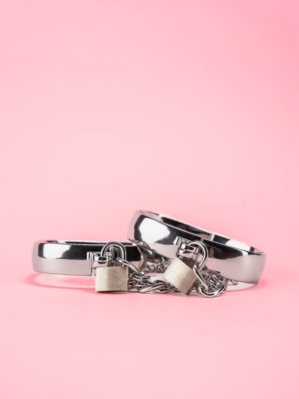 Catuse Argintii cu Lacate