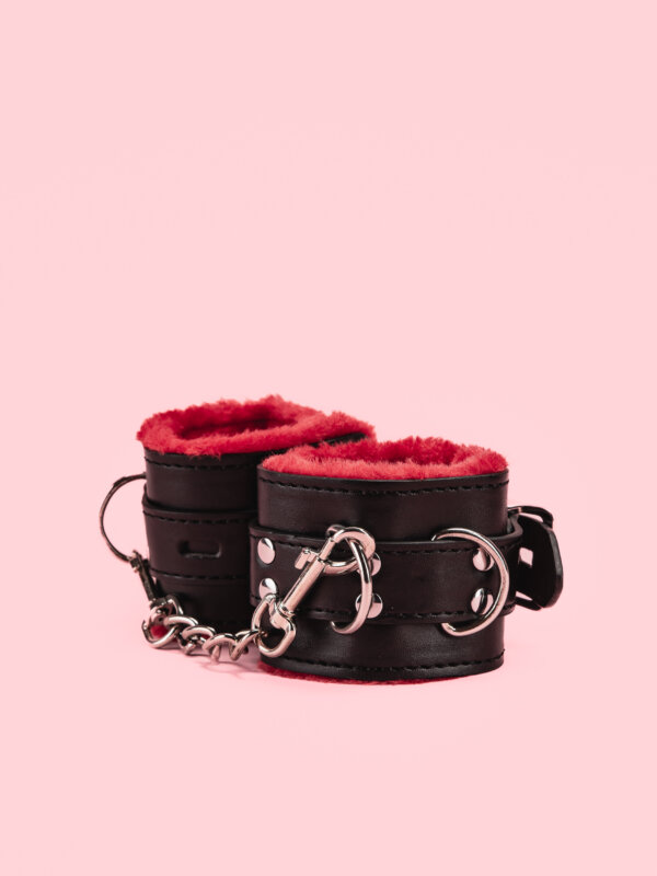 Catuse Pentru Maini cu Puf