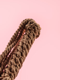 Flogger din Franghie image 1