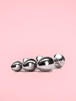 Butt Plug Greu din Metal cu Piatra Rotunda 3 Marimi image 2