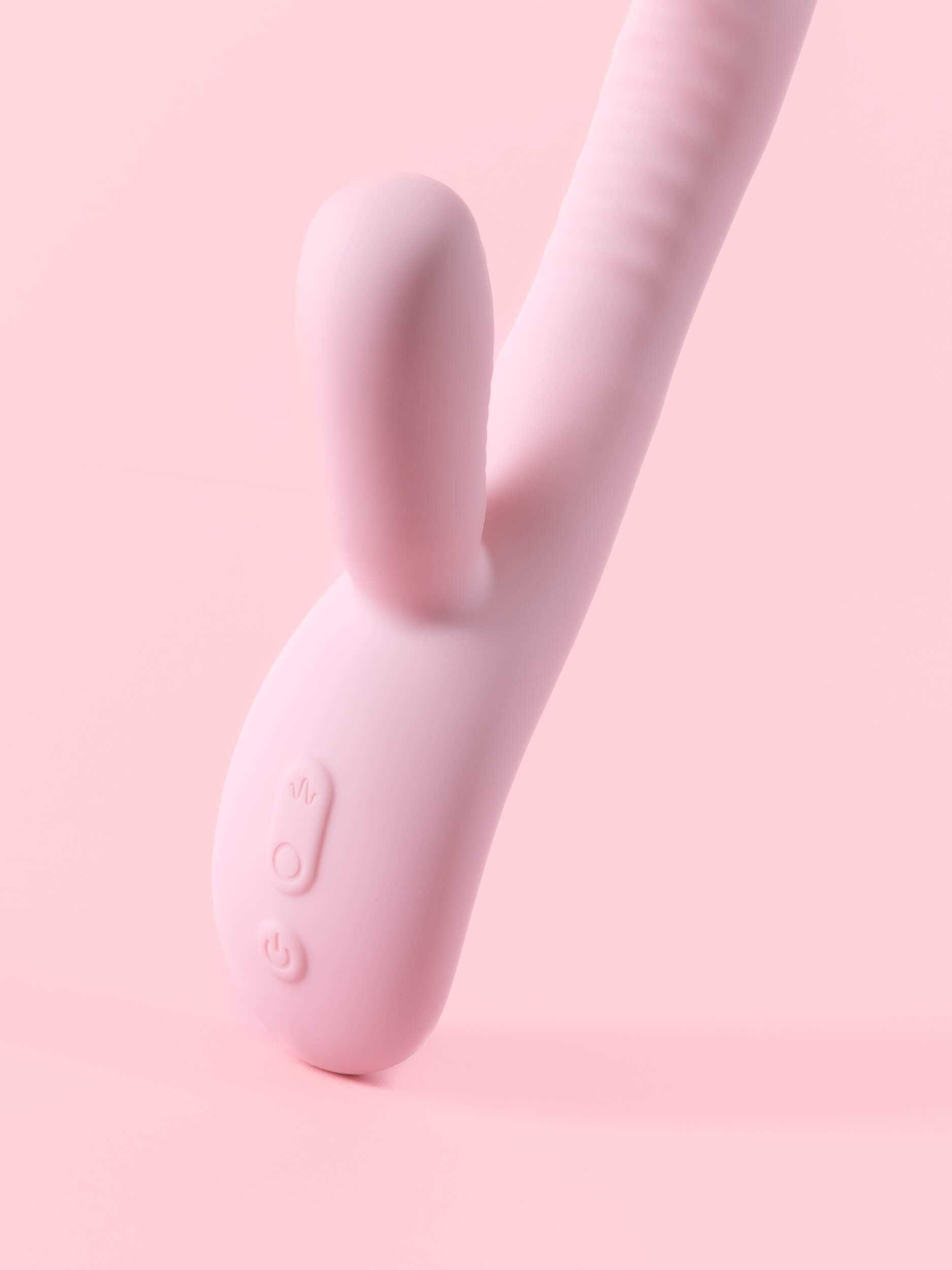 Caress - Vibrator Premium cu Sucțiune & G-Spot image 4