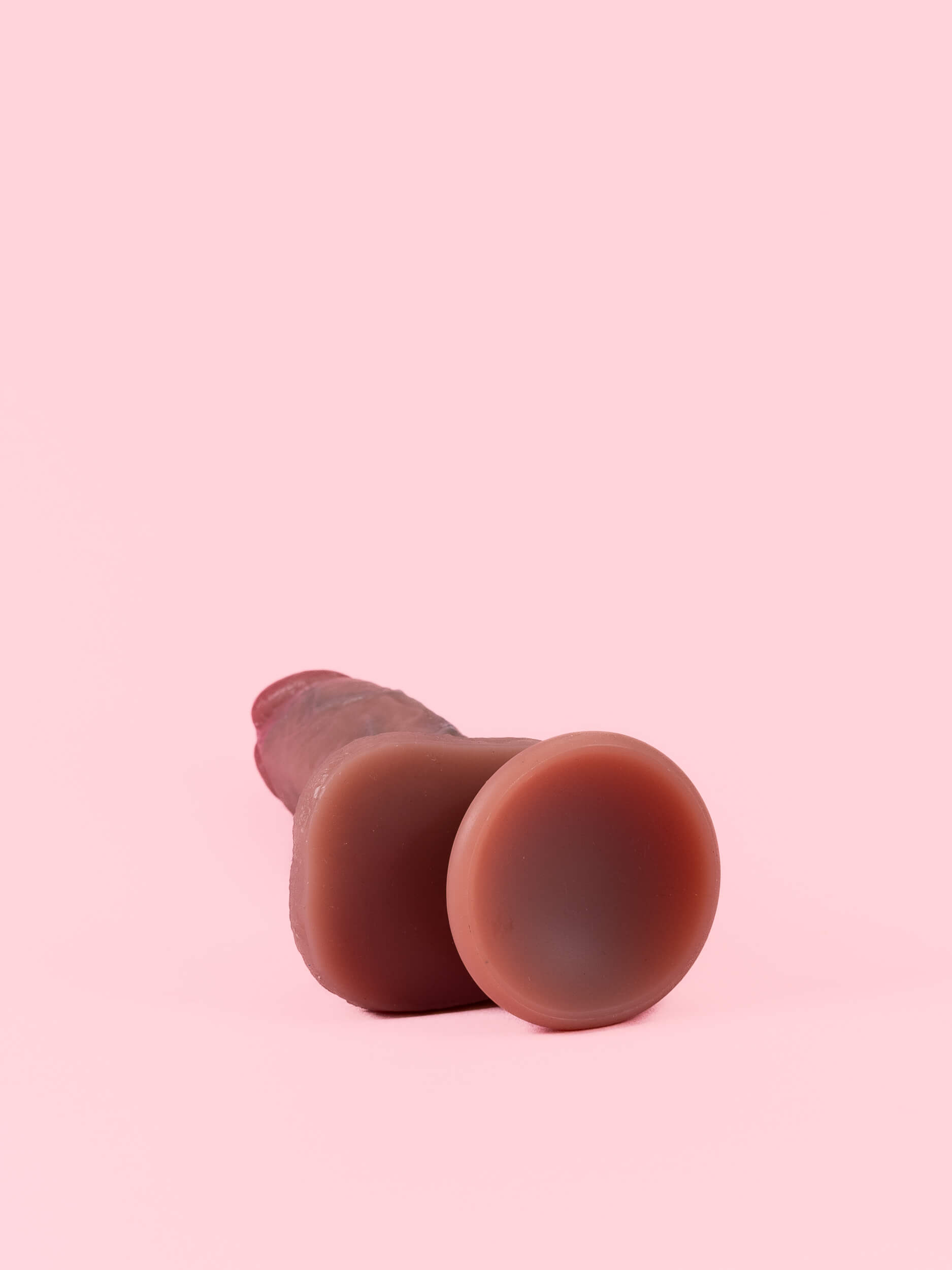 Axel - Dildo Realist cu Testicule și Ventuză 19 cm image 5